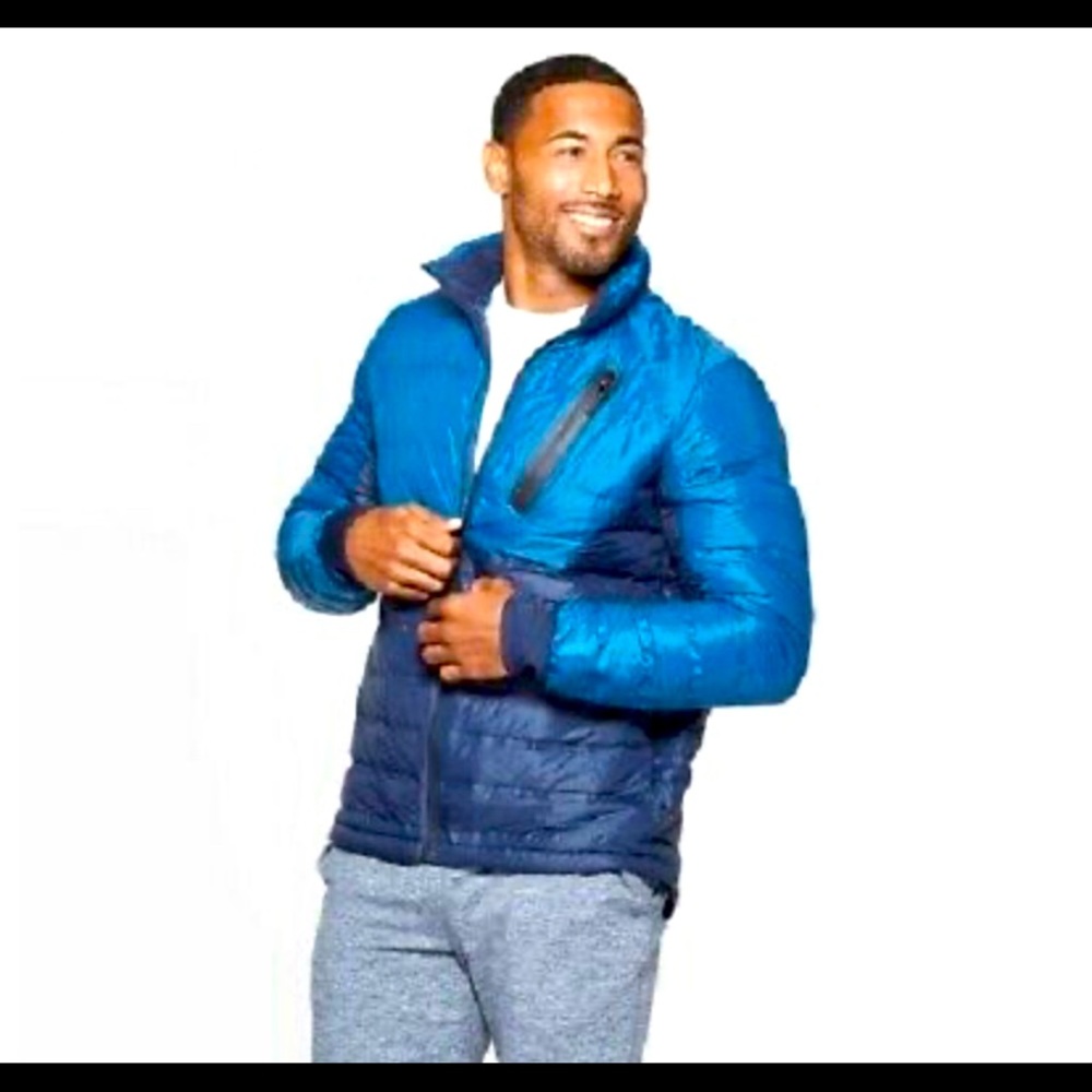 Men’s lightweight puffer jacket. Champion, L